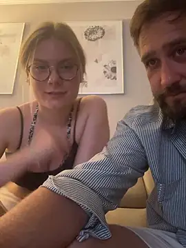 Snapshot of Curvyloveandhim chatting on 06-27-26, 10:49 Curvyloveandhim online show from 06-27-26, 10:49