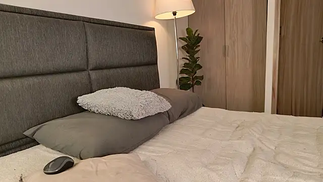 lady ni  online show from 03-06-26, 01:06