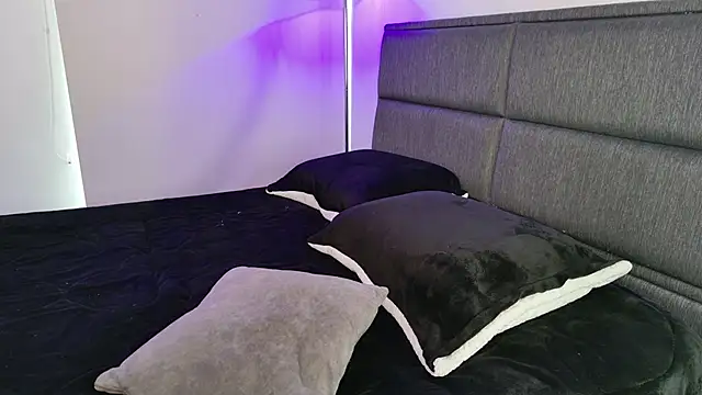 lady ni  online show from 01-08-26, 01:50