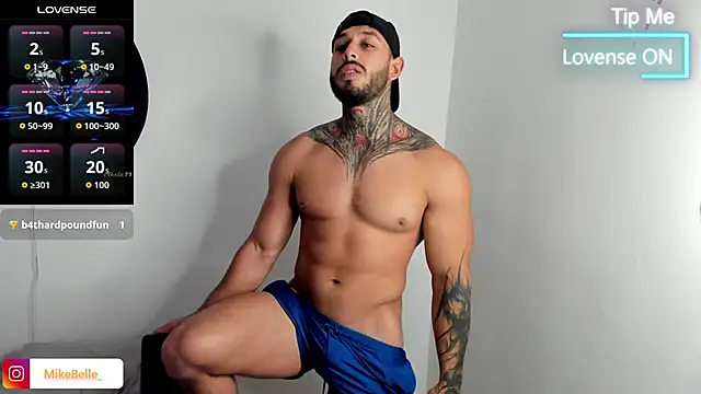 Snapshot of mike_belle chatting on 12-05-25, 05:55 mike belle online show from 12-05-25, 05:55