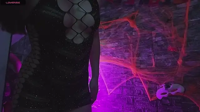 HotCouple 697 online show from 10-31-25, 12:51