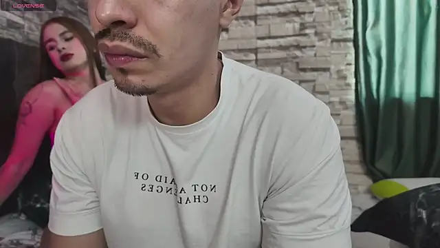 HotCouple 697 online show from 03-19-26, 04:07