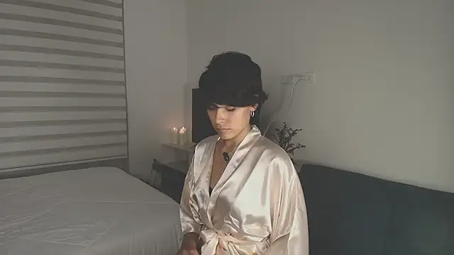 Snapshot of oxiris_1 chatting on 11-02-25, 10:59 oxiris 1 online show from 11-02-25, 10:59