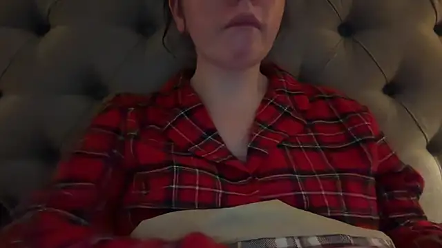 Sandysecret online show from 12-17-25, 08:25