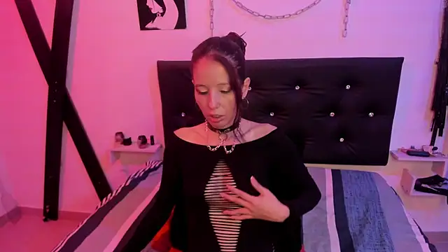 Little Naughtty online show from 06-03-26, 01:56