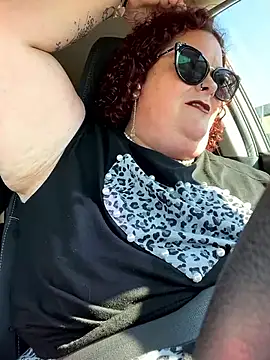 Snapshot of MsStrawbooty chatting on 10-09-25, 08:20 MsStrawbooty online show from 10-09-25, 08:20