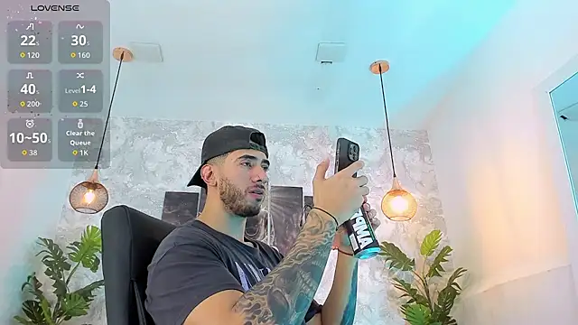 Snapshot of Nate_franco chatting on 02-26-26, 03:39 Nate franco online show from 02-26-26, 03:39