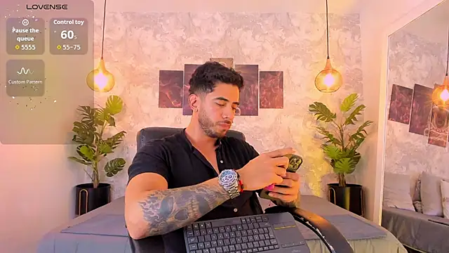 Nate franco online show from 12-19-25, 03:43