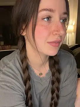 nerdynina online show from 04-23-26, 03:02