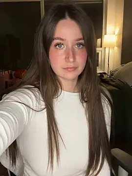 nerdynina online show from 04-05-26, 02:07