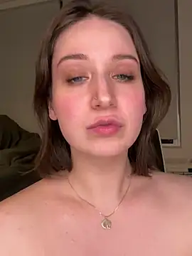 nerdynina online show from 02-07-25, 12:31