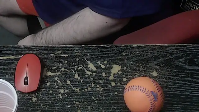 Snapshot of Dominant_BEAR chatting on 02-13-26, 02:22 Dominant BEAR online show from 02-13-26, 02:22