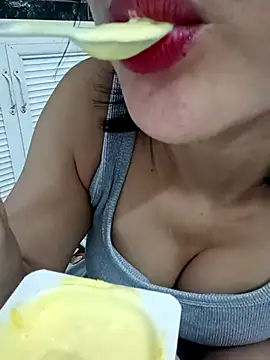    Erin    online show from 11-16-25, 03:55