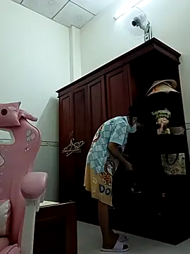    Erin    online show from 03-03-26, 02:40