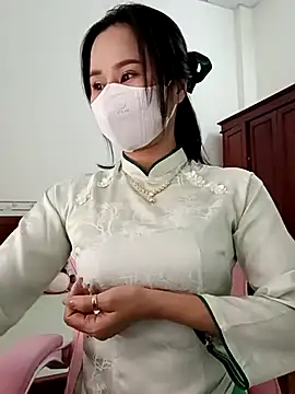    Erin    online show from 02-17-26, 03:15