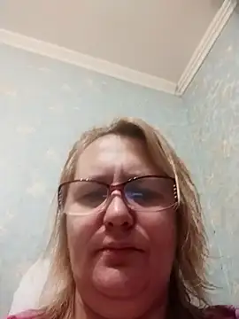 Forest-Lady online show from 11-30-25, 01:23