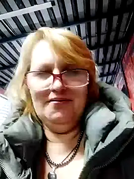 Forest-Lady online show from 02-21-25, 09:00