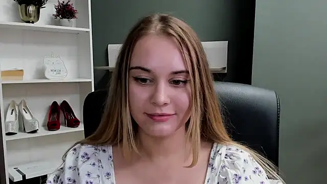 kitty valeria online show from 12-20-25, 08:01