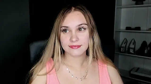 Snapshot of kitty_valeria chatting on 05-20-26, 05:21 kitty valeria online show from 05-20-26, 05:21