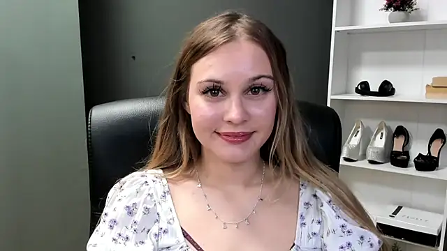Snapshot of kitty_valeria chatting on 04-29-26, 08:48 kitty valeria online show from 04-29-26, 08:48