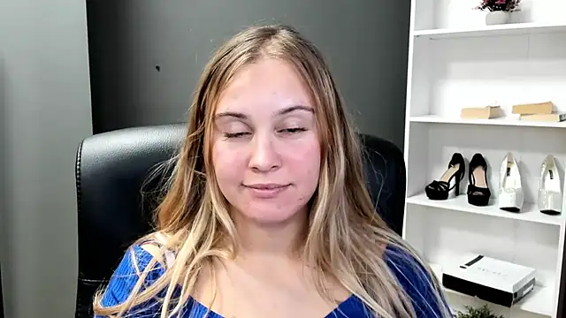Snapshot of kitty_valeria chatting on 07-22-26, 02:19 kitty valeria online show from 07-22-26, 02:19