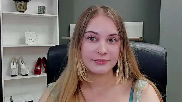 kitty valeria online show from 09-29-25, 08:36