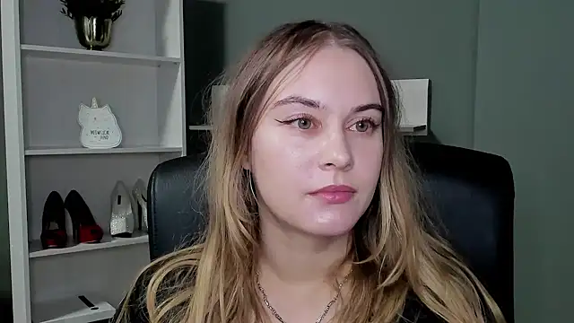 kitty valeria online show from 11-10-25, 09:53