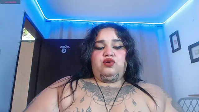 VeronikCuhubby online show from 03-11-25, 01:12