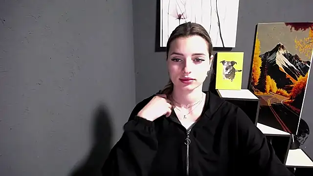 Snapshot of lady_olivia_ chatting on 05-27-26, 04:36 lady olivia online show from 05-27-26, 04:36