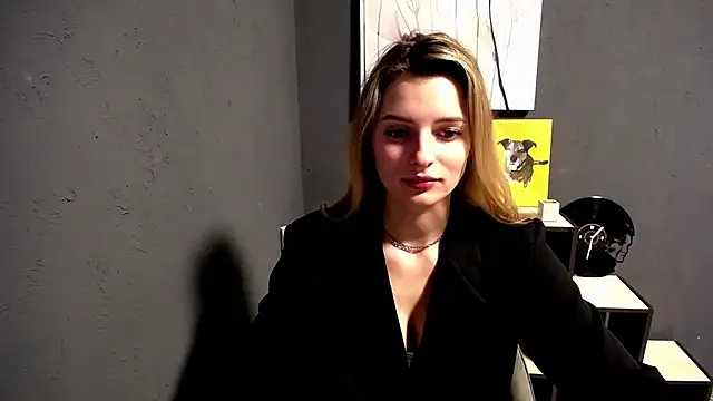 Snapshot of lady_olivia_ chatting on 02-14-26, 05:02 lady olivia online show from 02-14-26, 05:02