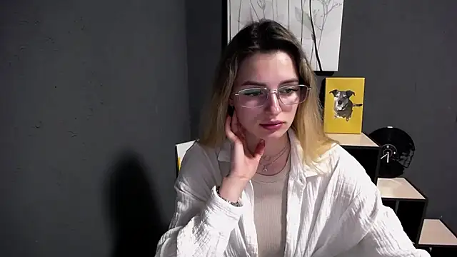 Snapshot of lady_olivia_ chatting on 05-07-26, 01:58 lady olivia online show from 05-07-26, 01:58
