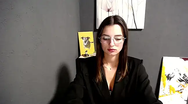 Snapshot of lady_olivia_ chatting on 02-21-25, 04:26 lady olivia  online show from 02-21-25, 04:26