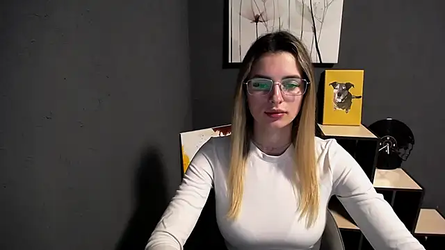 Snapshot of lady_olivia_ chatting on 05-11-26, 12:50 lady olivia online show from 05-11-26, 12:50