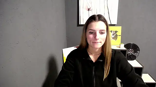 Snapshot of lady_olivia_ chatting on 10-20-25, 03:45 lady olivia  online show from 10-20-25, 03:45