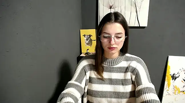 Snapshot of lady_olivia_ chatting on 02-13-25, 01:48 lady olivia  online show from 02-13-25, 01:48