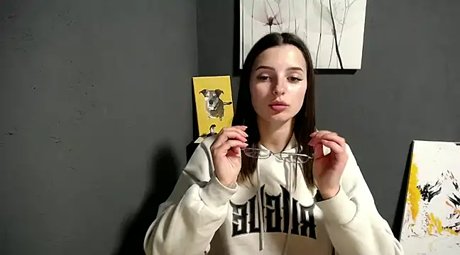 Snapshot of lady_olivia_ chatting on 02-12-25, 01:37 lady olivia  online show from 02-12-25, 01:37