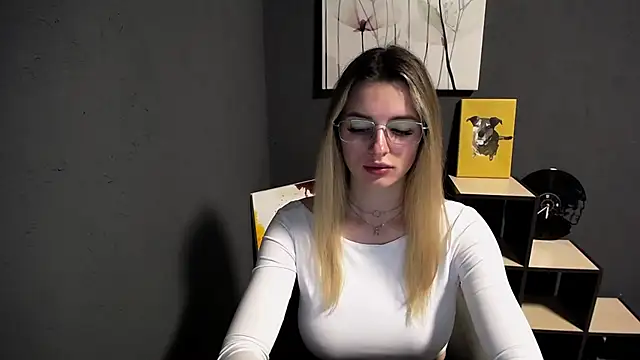 Snapshot of lady_olivia_ chatting on 05-09-26, 11:46 lady olivia online show from 05-09-26, 11:46