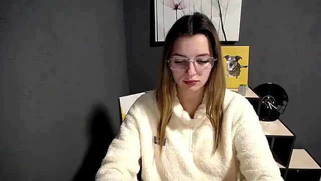 Snapshot of lady_olivia_ chatting on 10-27-25, 01:45 lady olivia  online show from 10-27-25, 01:45