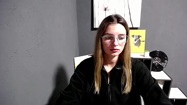 Snapshot of lady_olivia_ chatting on 09-24-25, 12:22 lady olivia  online show from 09-24-25, 12:22