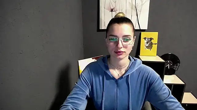 Snapshot of lady_olivia_ chatting on 04-25-26, 01:41 lady olivia online show from 04-25-26, 01:41