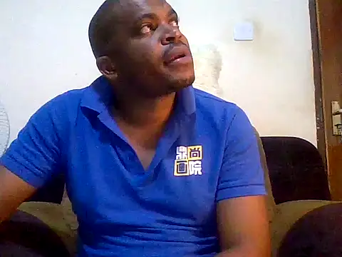 Snapshot of lui_cuuty chatting on 10-05-25, 06:42 lui cuuty online show from 10-05-25, 06:42