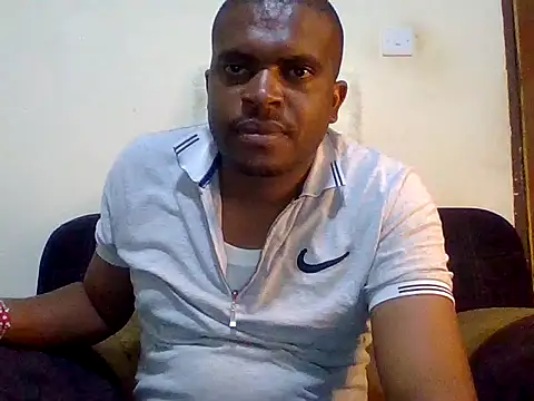 Snapshot of lui_cuuty chatting on 09-30-25, 06:14 lui cuuty online show from 09-30-25, 06:14