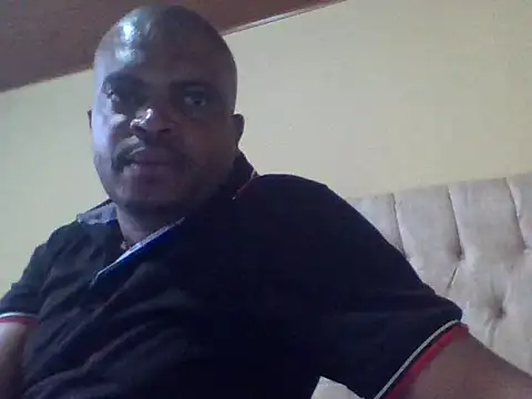 Snapshot of lui_cuuty chatting on 10-29-25, 06:29 lui cuuty online show from 10-29-25, 06:29