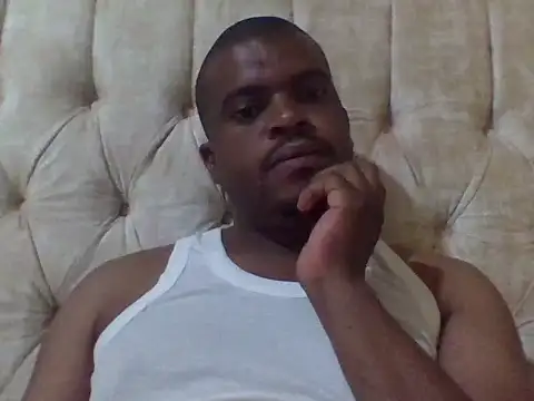 Snapshot of lui_cuuty chatting on 11-07-25, 03:49 lui cuuty online show from 11-07-25, 03:49