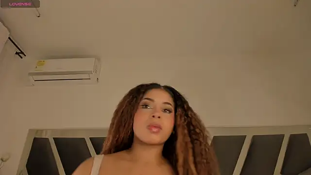 Samanntha Rose online show from 10-30-25, 07:44