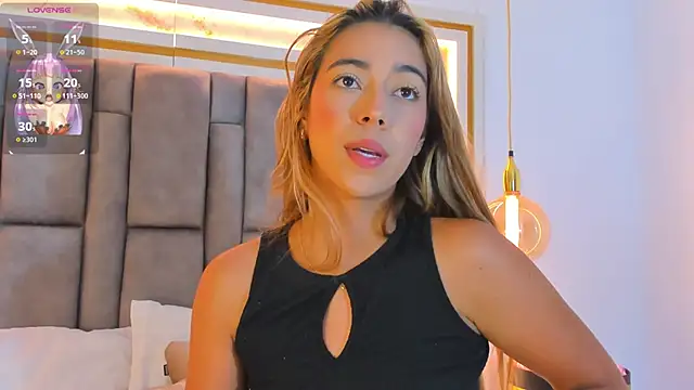Snapshot of elianabrown chatting on 04-28-26, 02:27 elianabrown online show from 04-28-26, 02:27