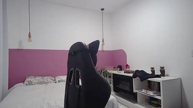 YasmimBrasil online show from 06-30-26, 07:19