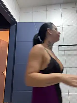 YasmimBrasil online show from 04-28-26, 06:29
