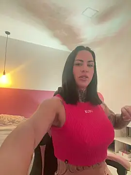 YasmimBrasil online show from 05-18-26, 06:07