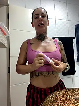 YasmimBrasil online show from 10-28-25, 08:46